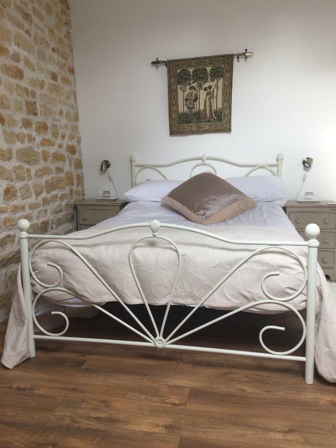Bed and Breakfast No 3 Route De Lingramiere La Ferte-Mace Екстер'єр фото