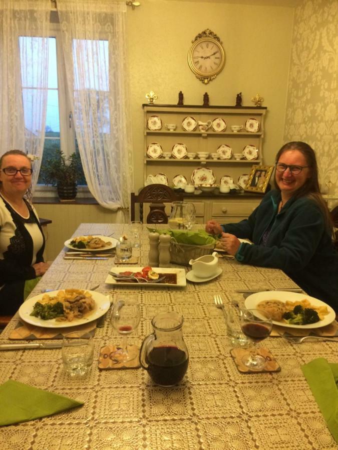 Bed and Breakfast No 3 Route De Lingramiere La Ferte-Mace Екстер'єр фото